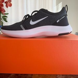 NIKE FLEX EXPERIENCE RN 8 WOMEN’S RUNNING SHOES
